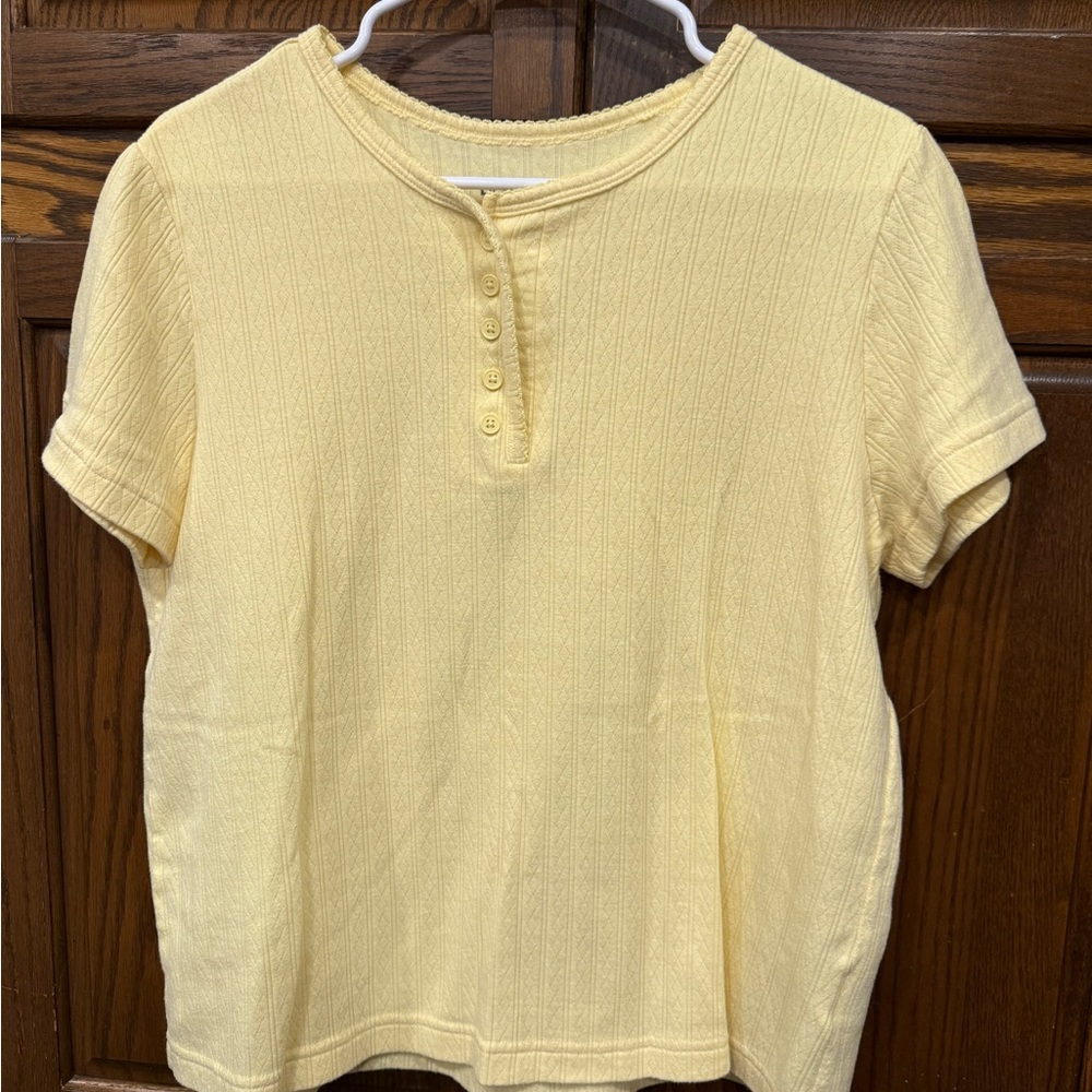 Blair Top Blouse L Large Yellow Short Sleeve Henley